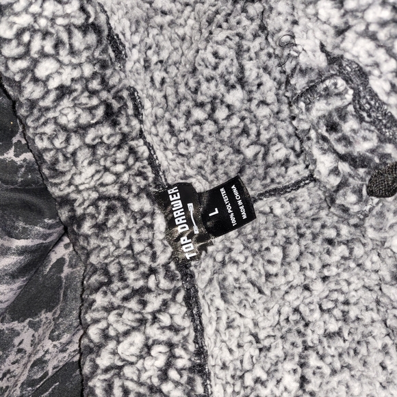 Cozy Black and Gray Textured Sherpa Sweatpants Size Large - Picture 2 of 5